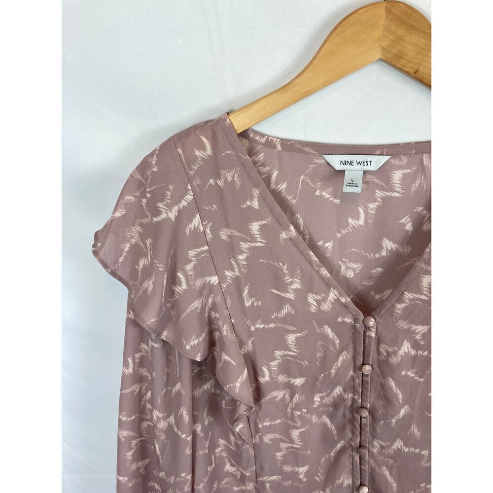 Nine West Patterned Button Down Ruffle Blouse Size Large - Picture 4 of 7